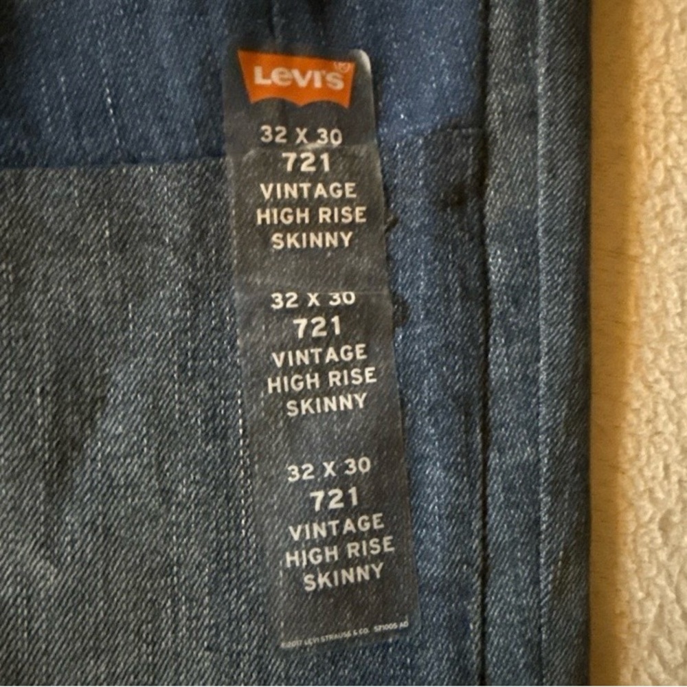 Levi's vintage high rise skinny NWT - Picture 7 of 9